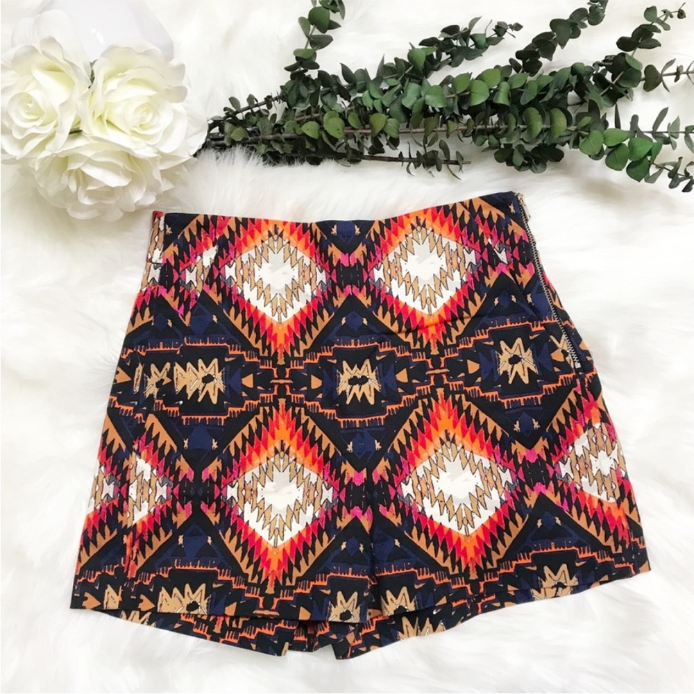 ZARA Tribal Aztec Print High Waist Shorts S